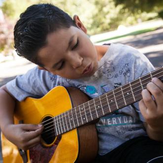 Guitarra clásica intermedios card